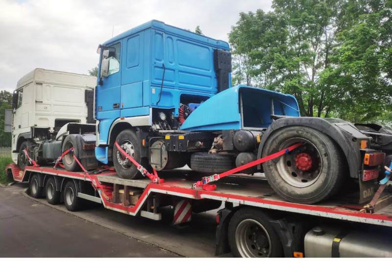 Guia Completo sobre o Transporte de Máquinas e Equipamentos para Sua Empresa Guia Completo sobre o Transporte de Máquinas e Equipamentos para Sua Empresa